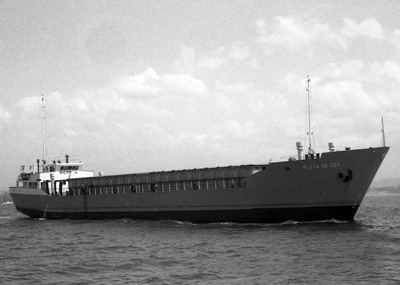 Playa de Cee by F. Estrañi